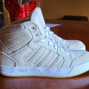 Adidas High Top Sneaker